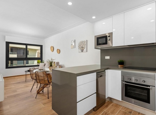 Återförsäljning - Lägenhet - Villamartin