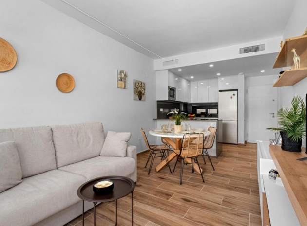 Återförsäljning - Lägenhet - Villamartin