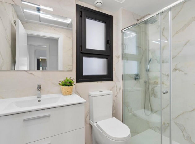 Återförsäljning - Lägenhet - Villamartin