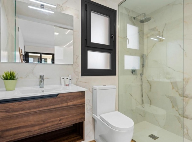 Återförsäljning - Lägenhet - Villamartin